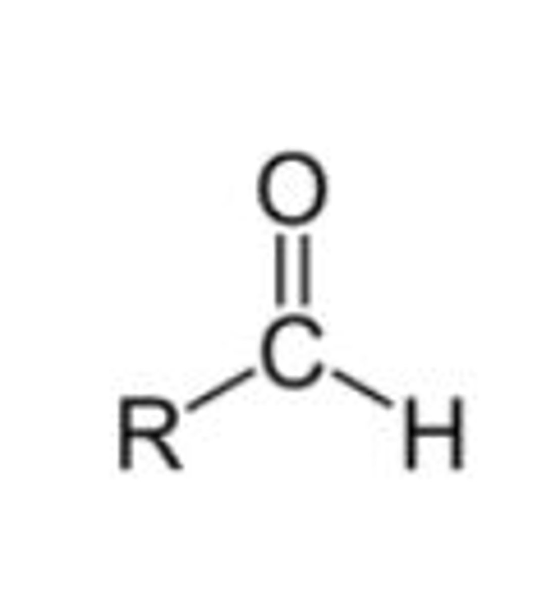 <p>- Functional group =</p><p>- Prefix: formyl-</p><p>- Suffix -al</p><p>- E.g Ethanal</p>