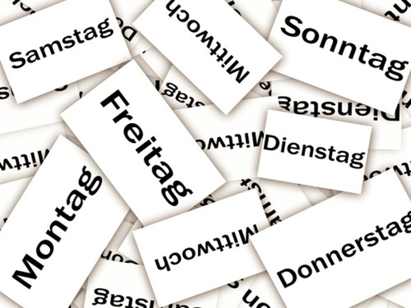 <p>тижнями</p>