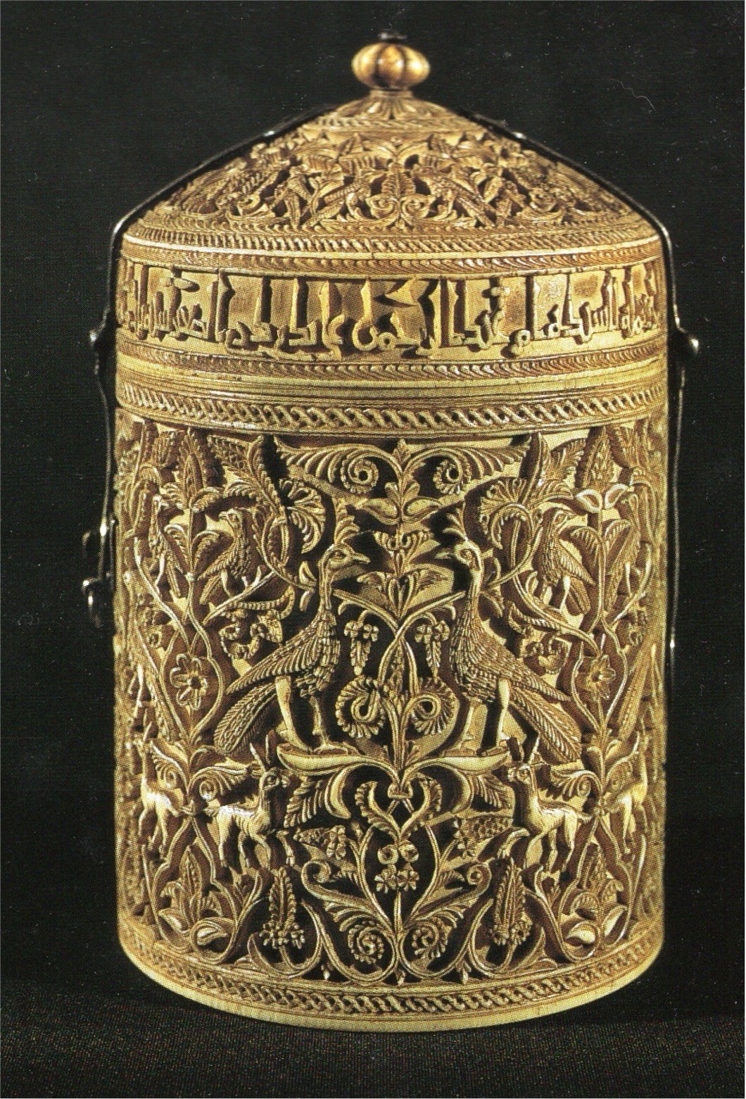 <p>Ivory Pyxis, Cordoba (Spain), 964 CE</p>