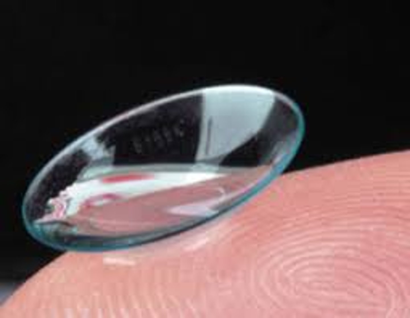 <p>corrective lenses worn on the surface of the eye</p>