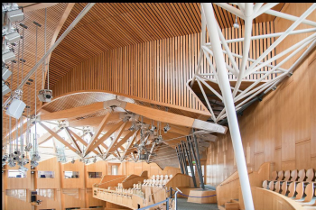 name the building architect and style 