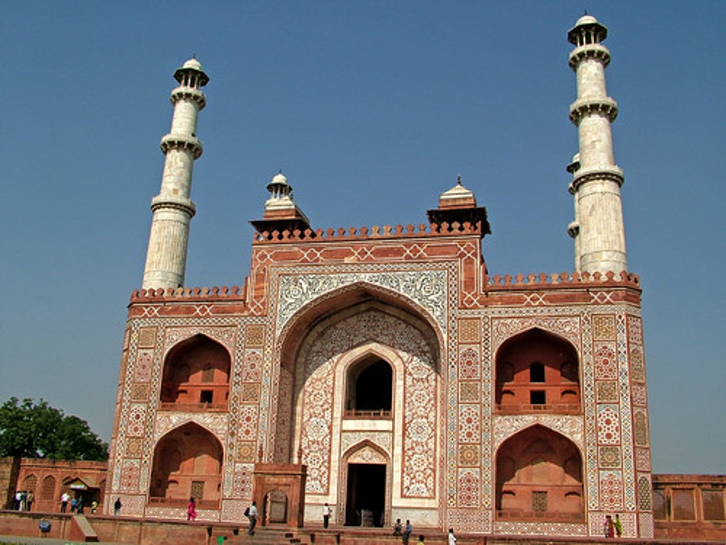 <p>known for religious tolerance. grandson of Babur who created a strong central government</p>