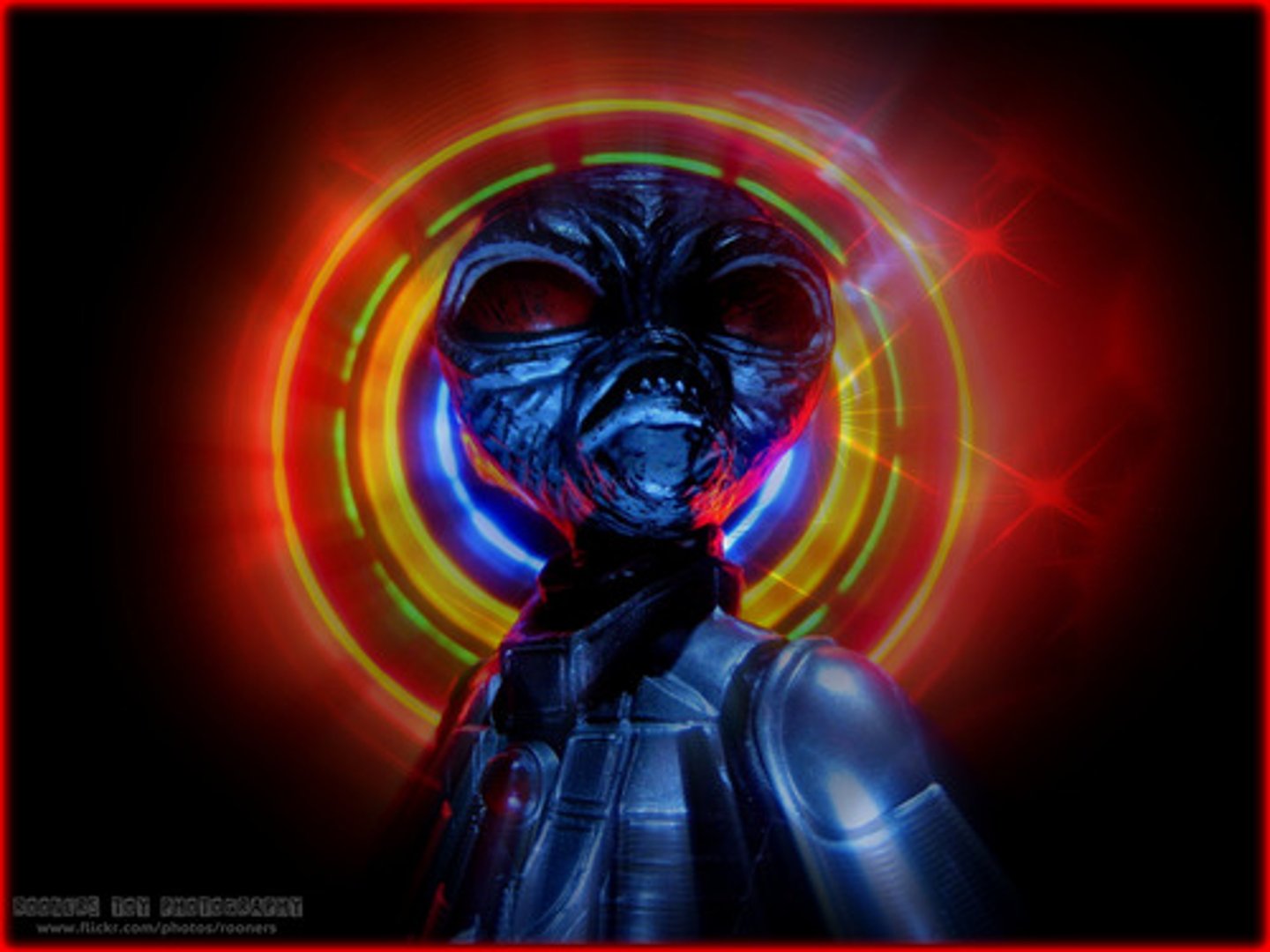 <p>không quen thuộc</p>