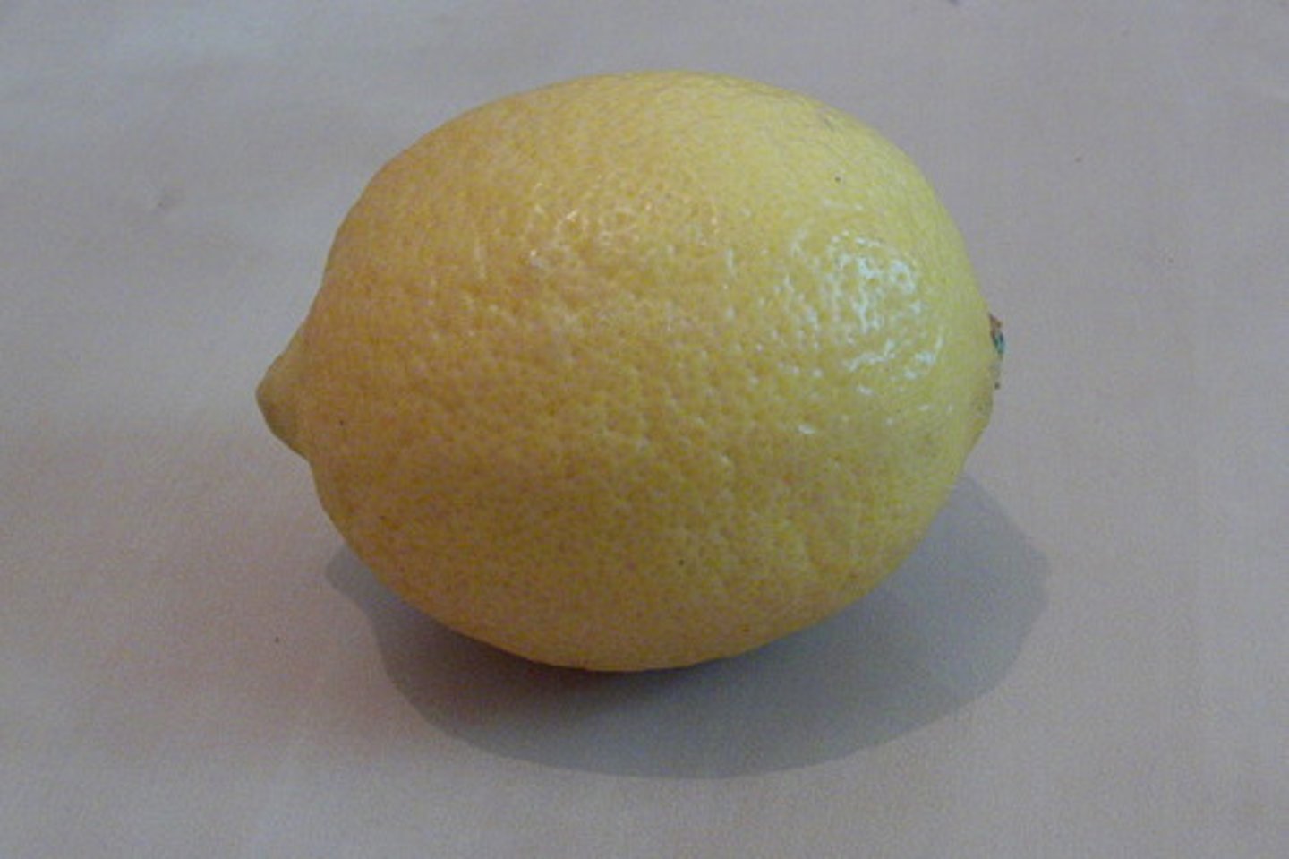 <p>CITRONO</p>