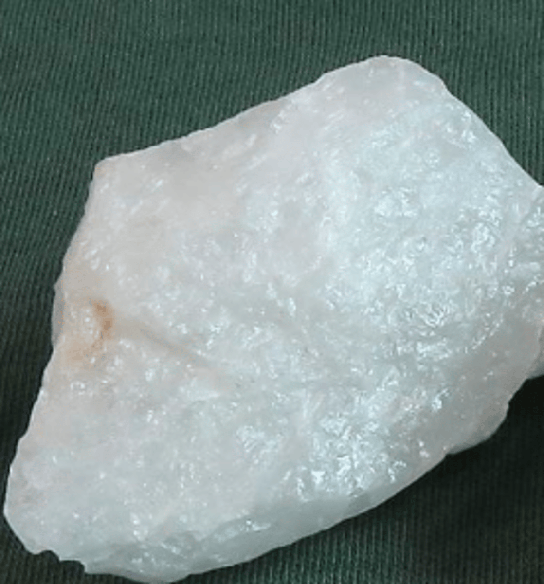 <p><strong>Felsic minerals</strong> These are generally light in color and have low density. They have high concentrations of one or more of silica, sodium, aluminum, and potassium. These minerals are low in iron, magnesium, and calcium</p>