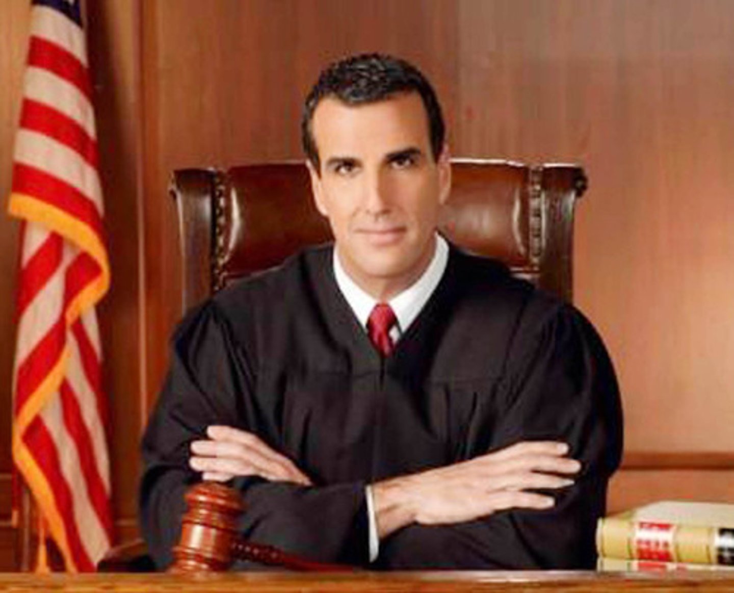 <p>judge</p>