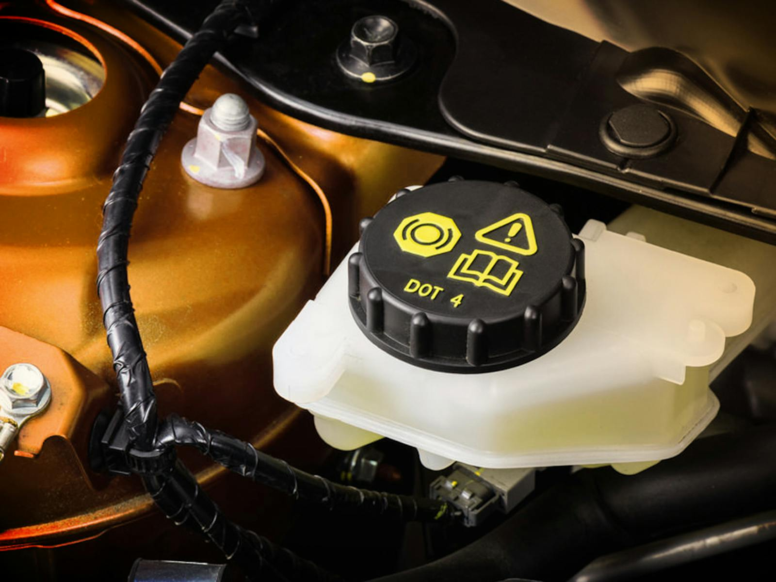 <p><strong>Q:</strong> What is the purpose of hydraulic brakes?</p>