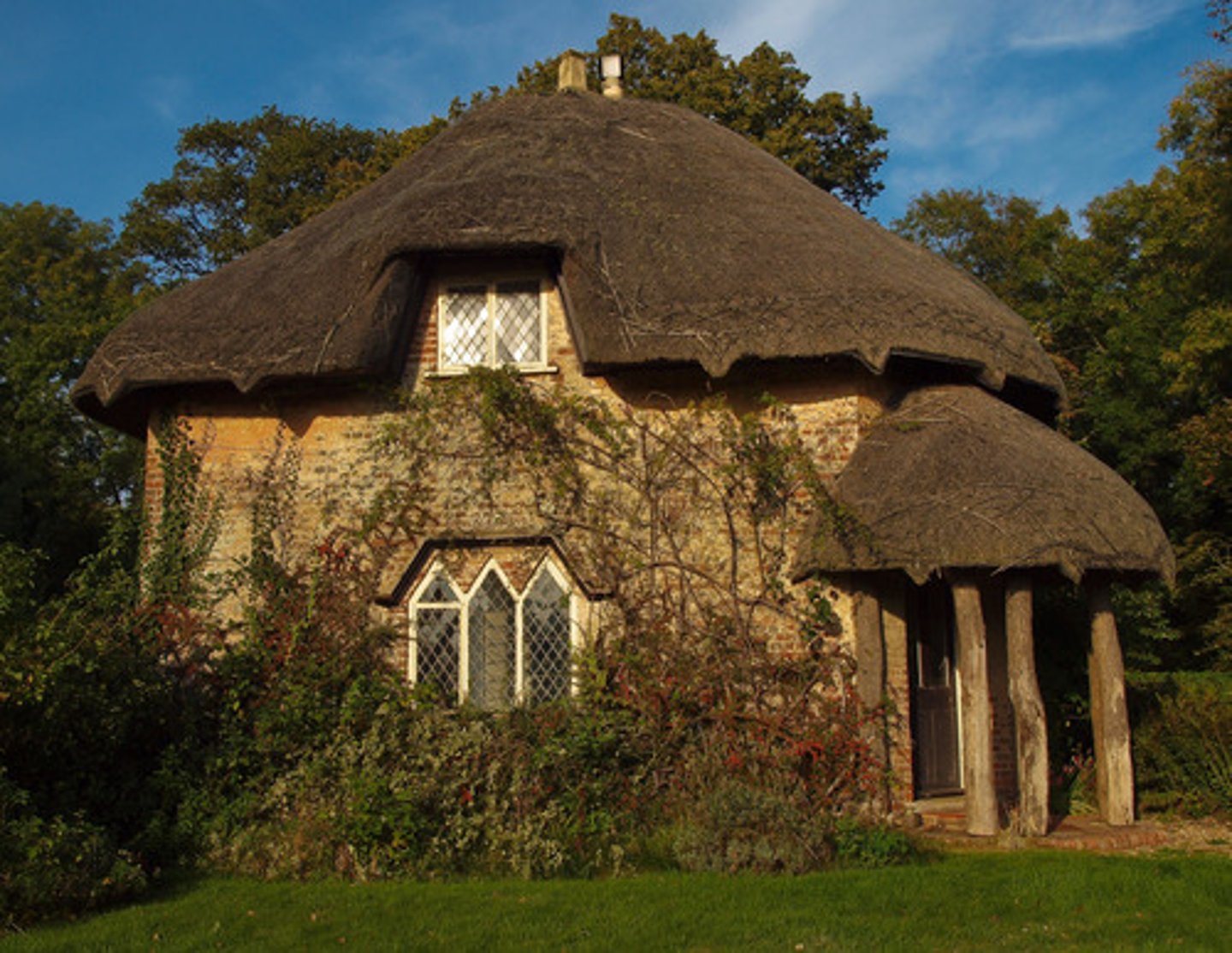 <p>charmingly old-fashioned</p>