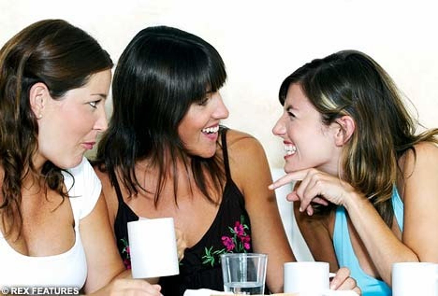<p>to talk to friends</p>
