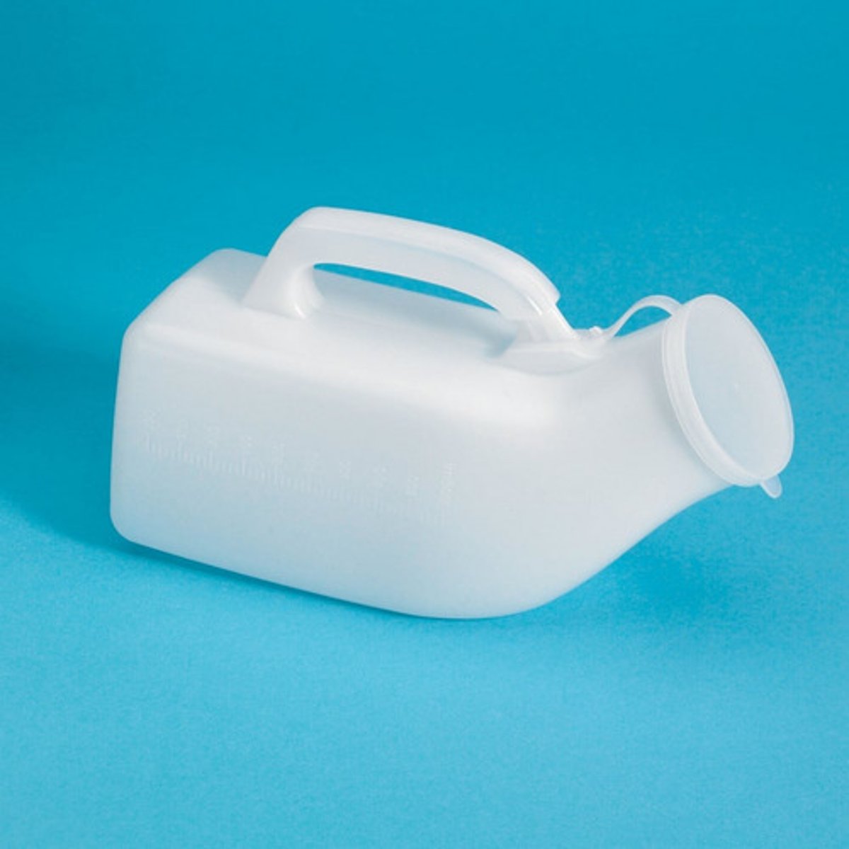 <p>an external plastic or metal receptacle for collecting urine</p>