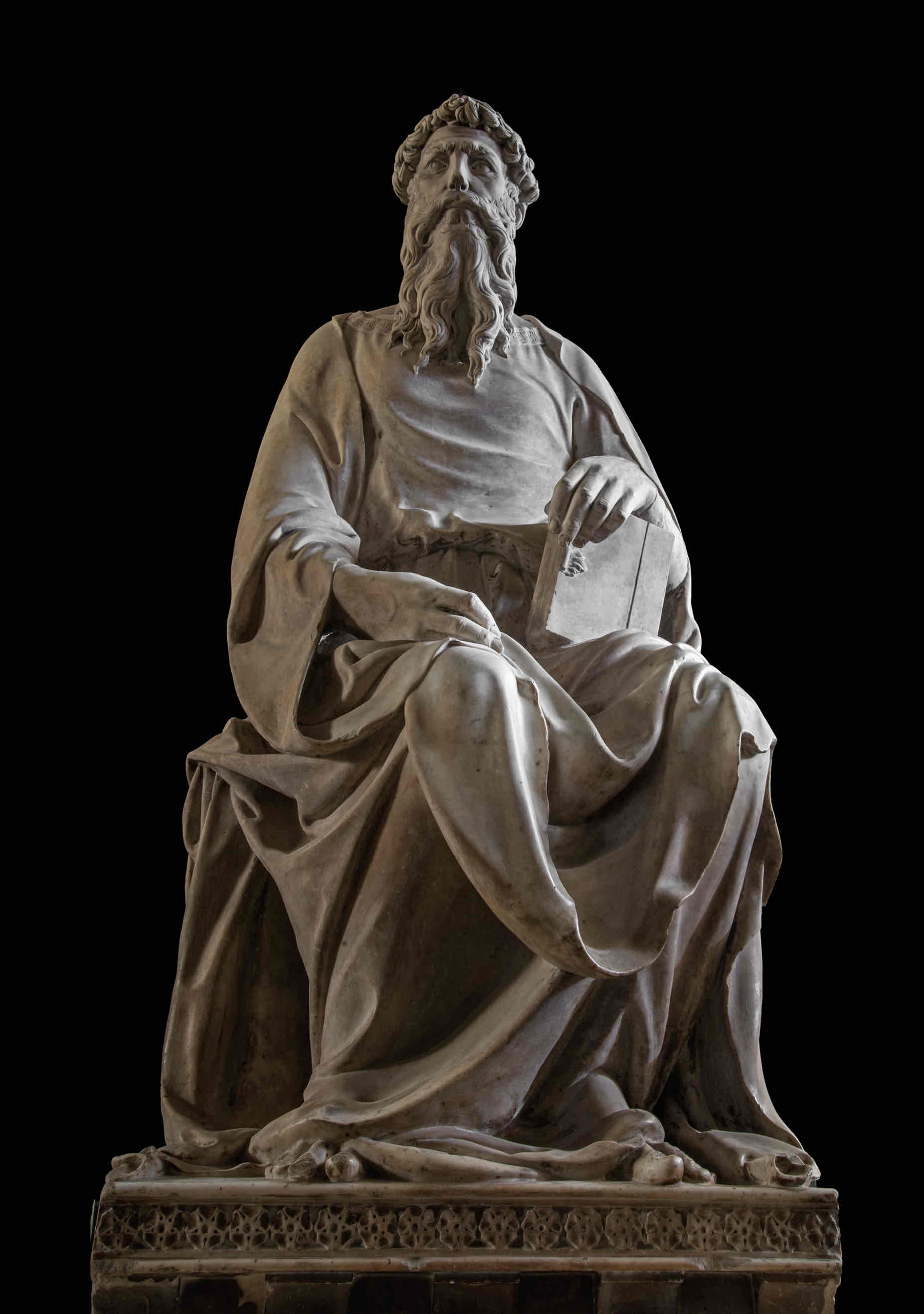 <p><em>St. John the Evangelist *Sculpture</em></p>