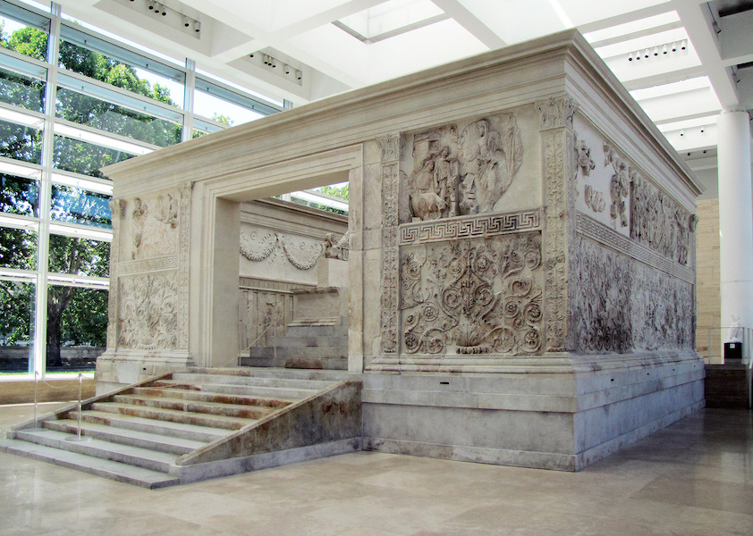 <p><span style="line-height: 19.933334px;"><strong>*Ara Pacis Augustae (Altar of Augustan Peace), Rome, 13-9BCE, marble, Imperial Rome (S. 6-19)</strong></span></p>