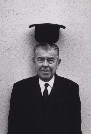 <p>Rene Magritte</p>