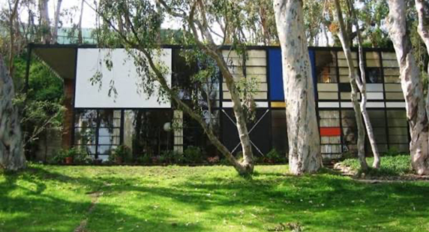 <p><span><span>Steel frame, colorful panels, living + working space</span></span></p>