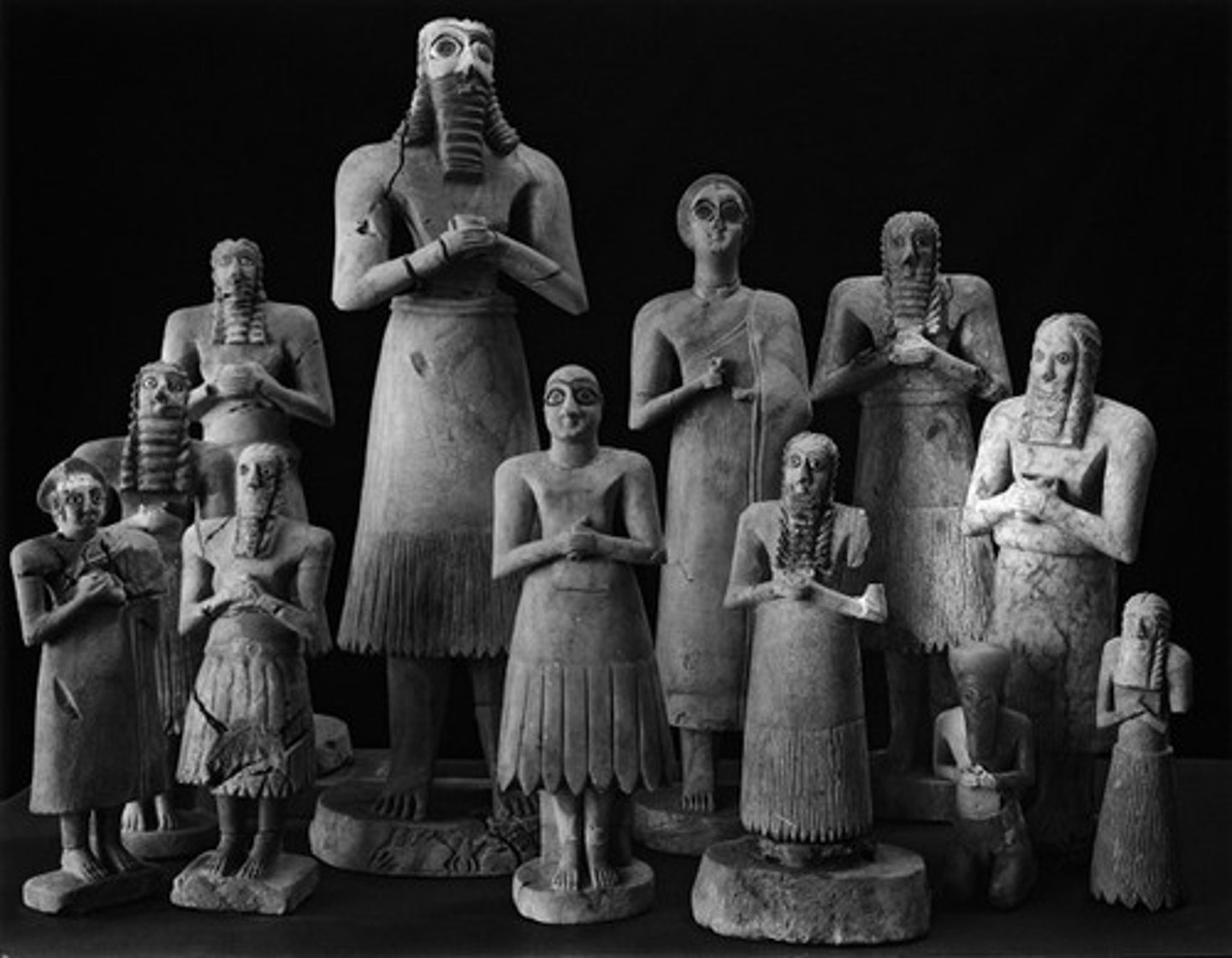 <p>Iraq, Sumerian, 3500-2300 BC. Placed around altar in temple of Abu. Always praying to the gods, hence wide open eyes. Varying sizes could reflect wealth.</p>