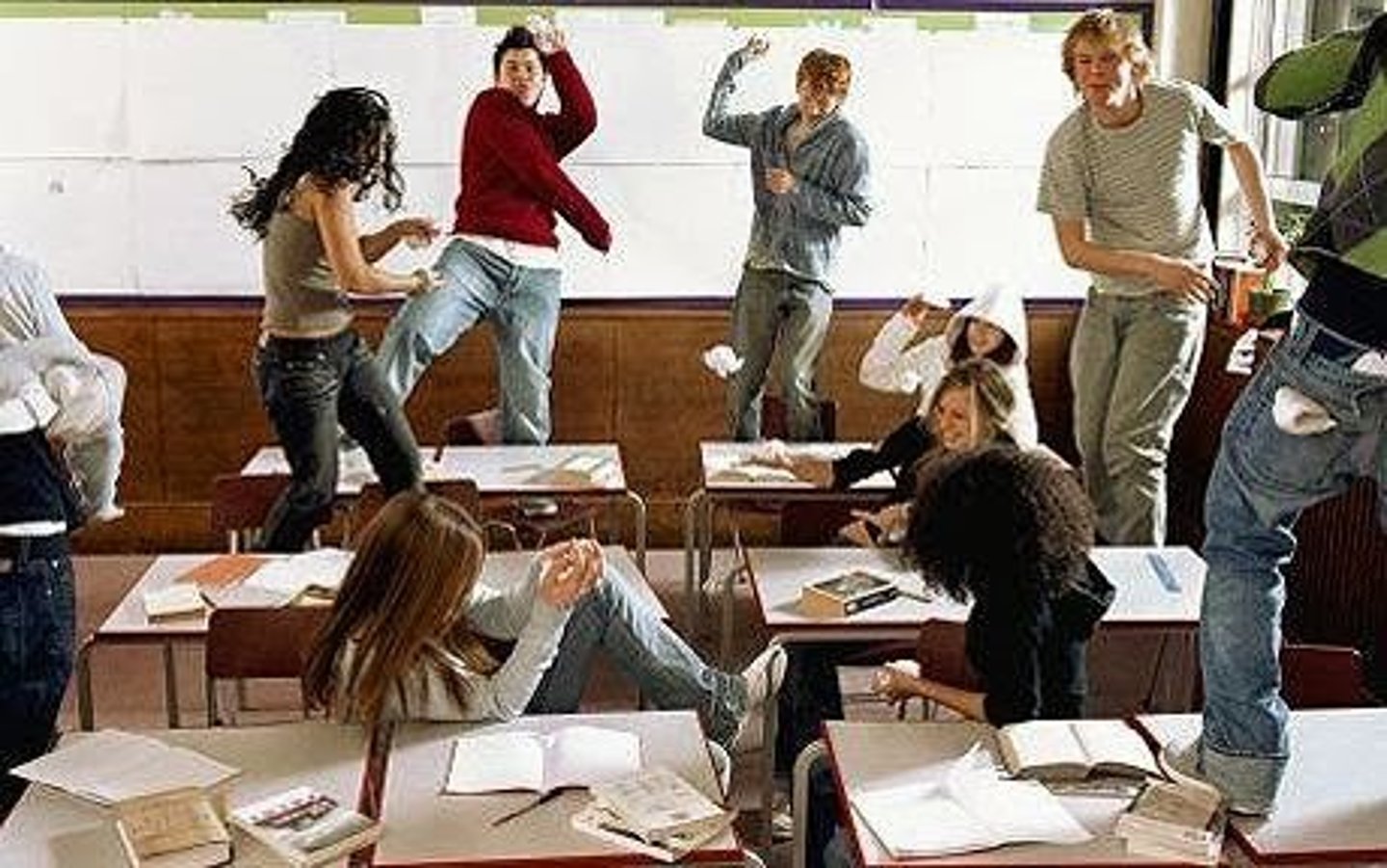 <p>/ʌnˈruːlinəs/ sự phóng túng, bất trị (the fact of being difficult to control or manage)</p><p>Ex: The teacher struggled to maintain order in the classroom due to students' unruliness.</p><p>The unruliness of the crowd at the concert forced the security to intervene and restore order.</p><p>The principal implemented stricter rules to address the unruliness among the students.</p>