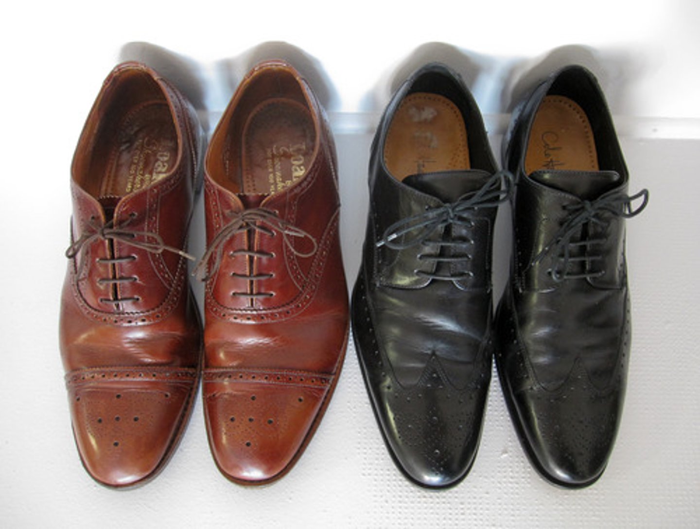 <p>He/she has brown shoes.</p>