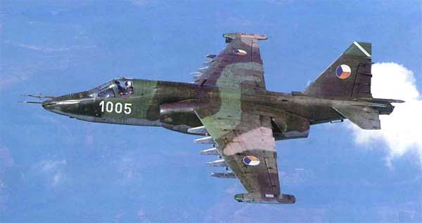 <p>FROGFOOT, Su-25, Су-25 (Oval intakes, ‘Frog feet’ weapon pylons, High mounted wings)</p>