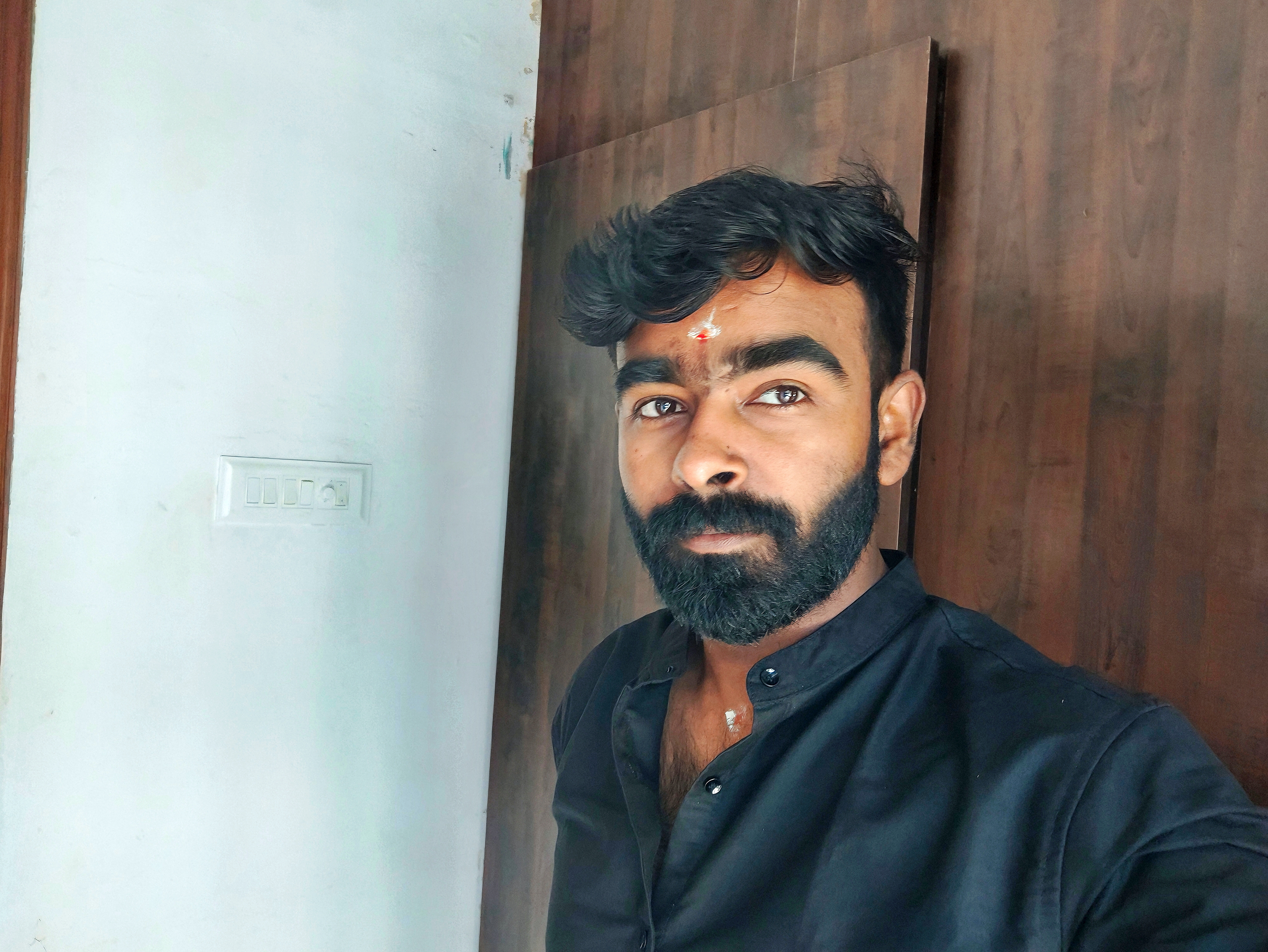 <p>Something refreshing 📖 Meaning: ഉന്മേഷദായകമായ എന്തെങ്കിലും (Unmeshadaayakamaaya enthengilum) ✍️ Ex: Her positive attitude was a breath of fresh air.</p>