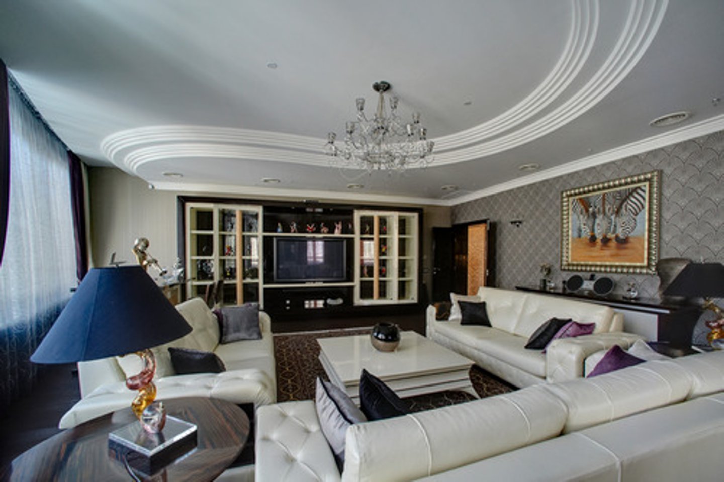 <p>дизайнер інтер'єру</p>