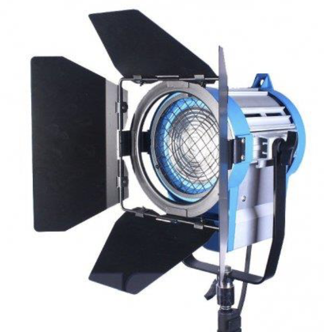 <p>Big Flaps attached to the front of the light that helps shape light</p>