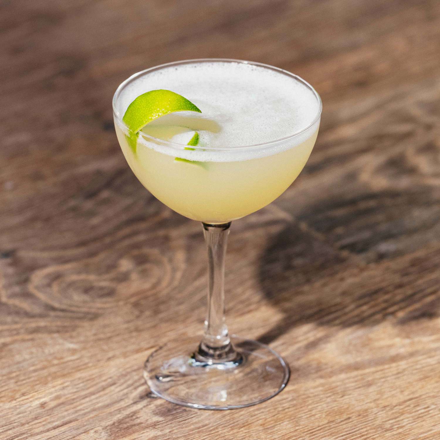 <p>sour, 2 oz white rum, 1 oz lime juice, 0.5 oz simple syrup, served straight up, no garnish</p>