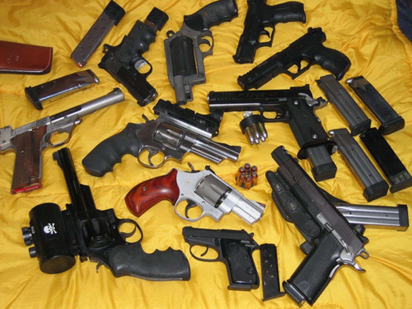 <p>weapons</p>