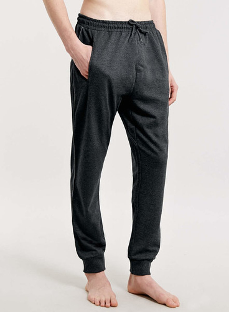 <p>jogging pants</p>