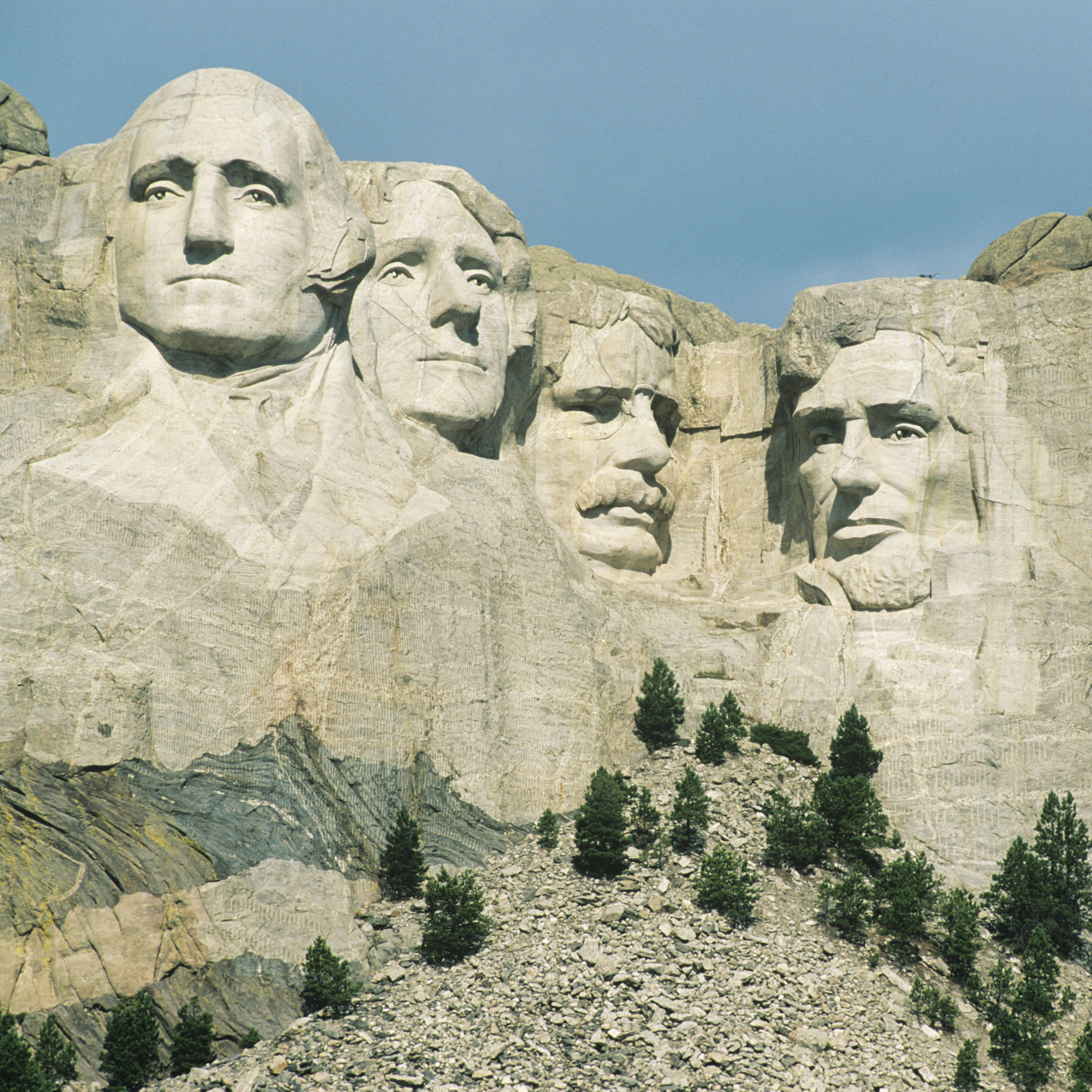 <p>i saw<br><strong>English:</strong><span style="background-color: oklch(0.2167 0.002 197.039993); color: oklch(0.9296 0.007 106.529999 / 0.55);"><span> I saw many famous landmarks during my trip</span></span></p>