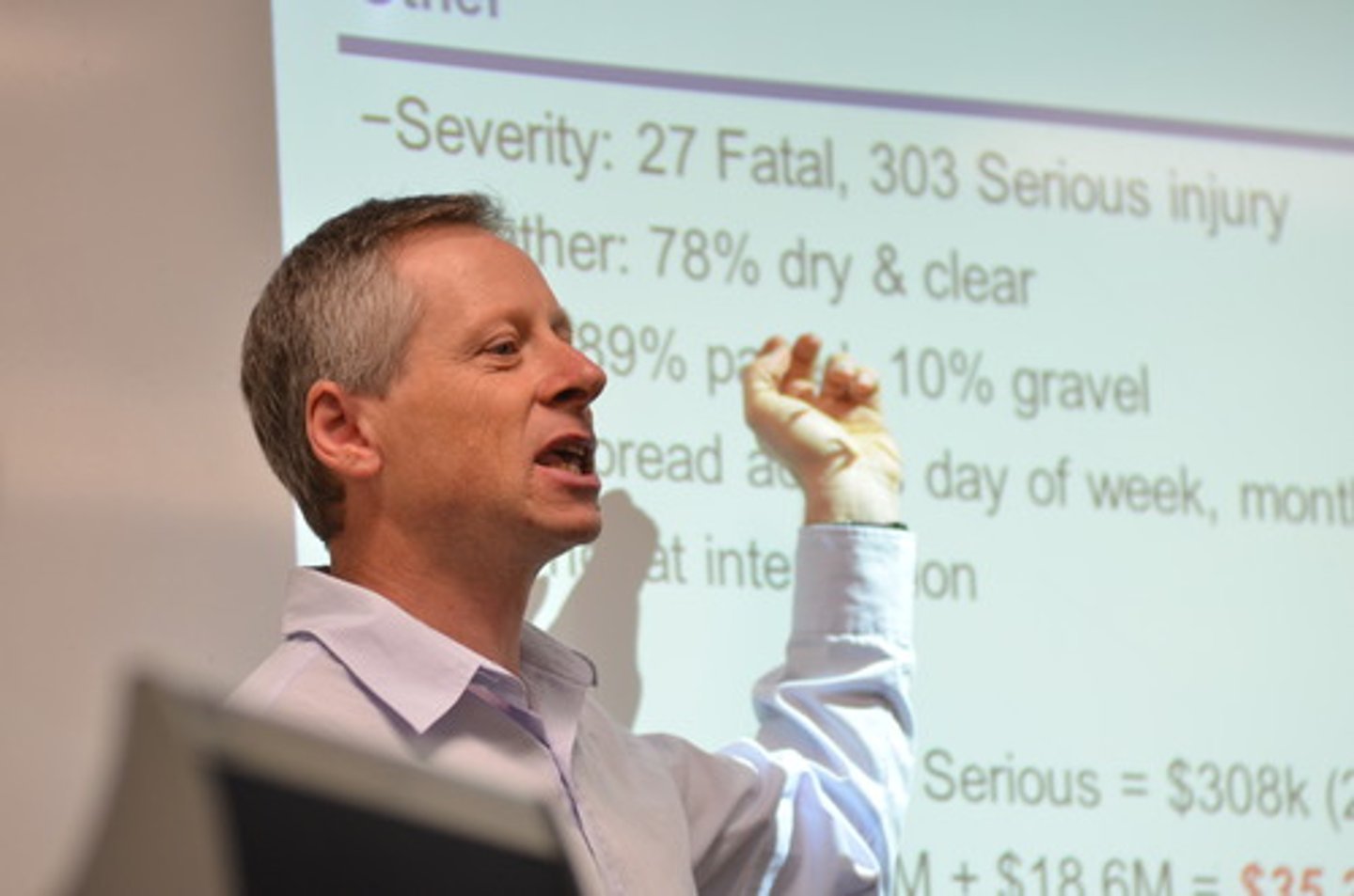 <p>n. bài giảng</p>