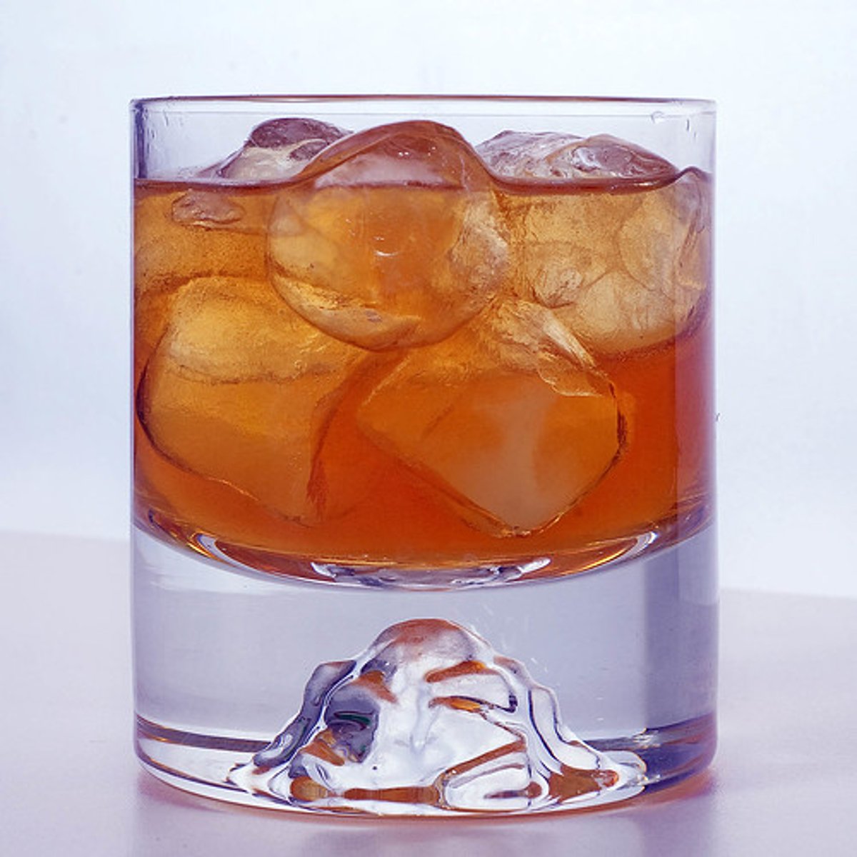 <p>(1 1/2 oz) Vodka</p><p>(1/2 oz) Amaretto</p>