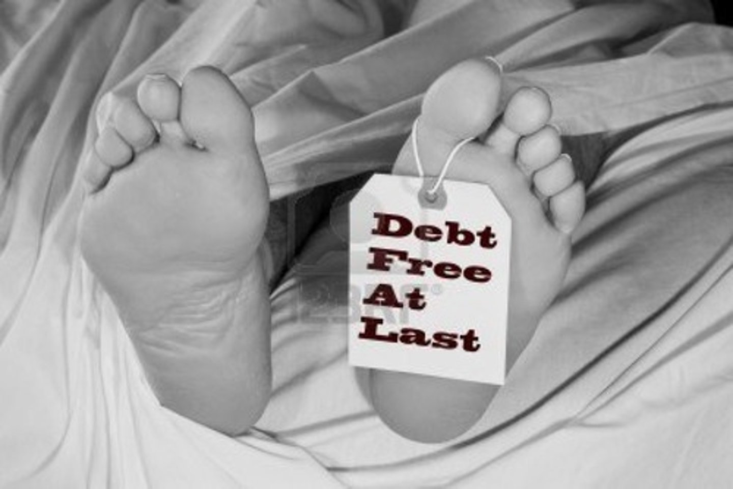 <p>người đã khuất</p>