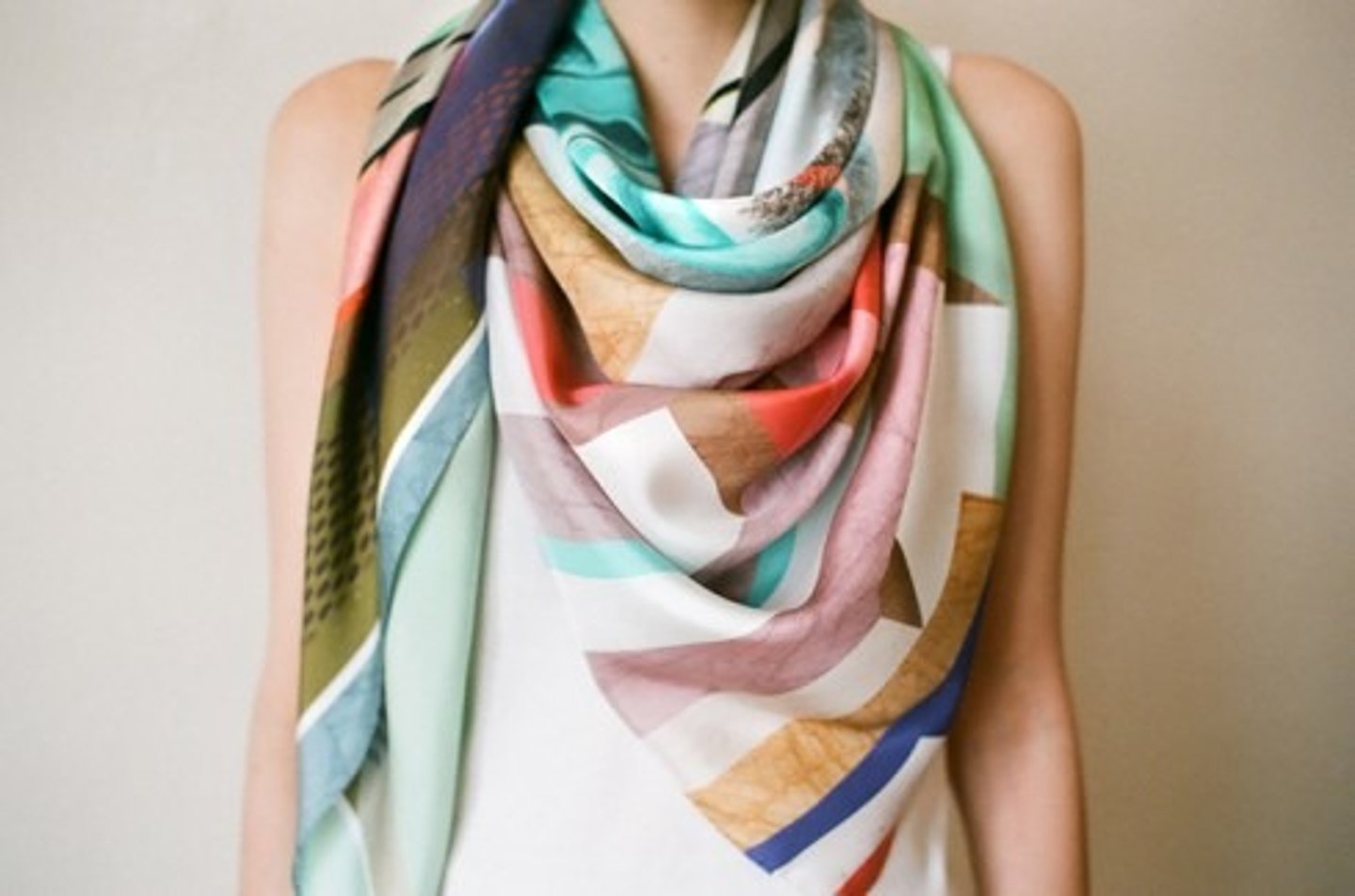 <p>un foulard</p>