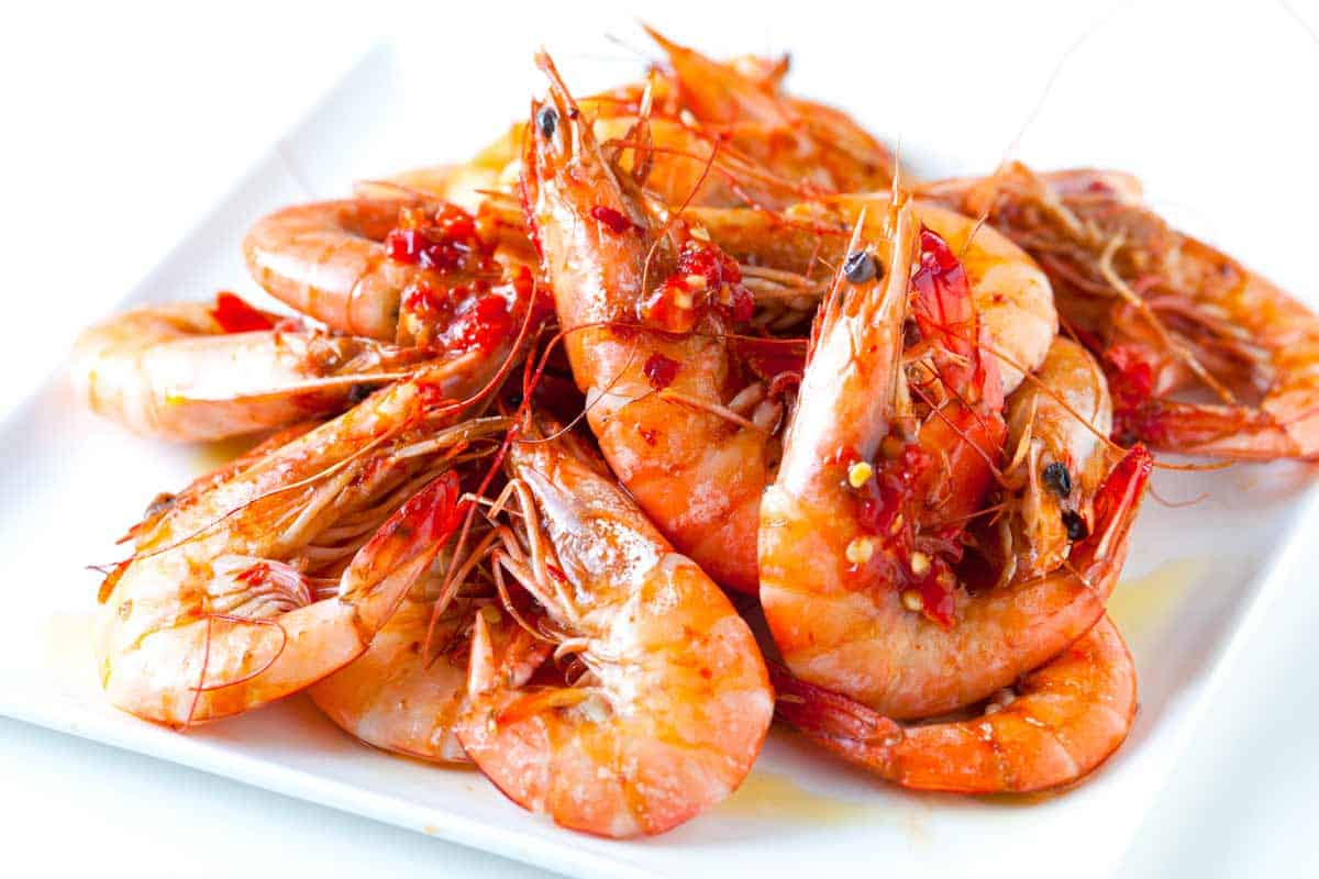 <p>Identify what type of shellfish and what it is called</p>