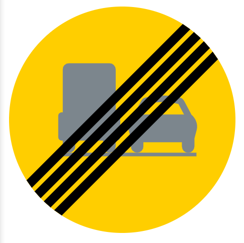 <p>Märket anger slut på förbud mot att med en tung lastbil köra om andra motordrivna fordon än tvåhjuliga mopeder och tvåhjuliga motorcyklar utan sidvagn. Förbudet gäller på den väg märket är uppsatt till den plats där märke C30, slut på förbud mot omkörning med tung lastbil, är uppsatt.</p>