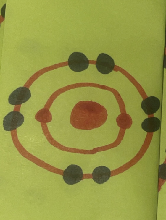 <p>8 e-</p>