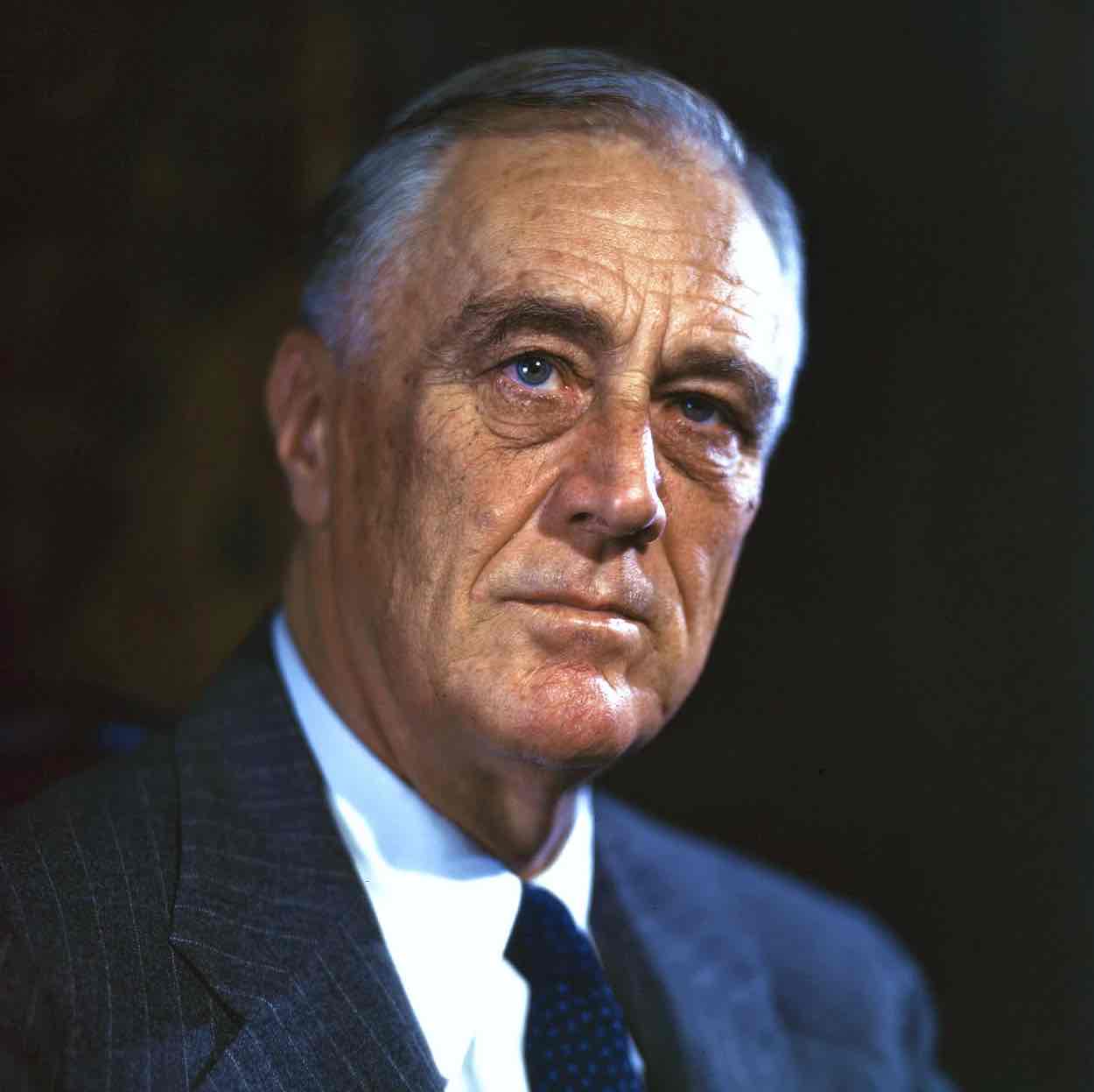 <p><strong><span style="color: rgb(232, 232, 232)">Franklin D. Roosevelt</span></strong></p>