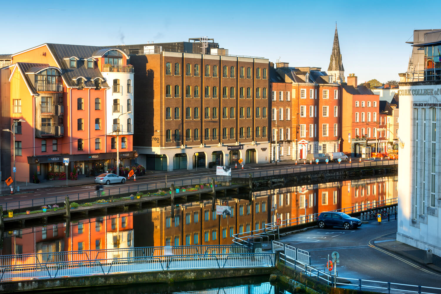 <p><span style="color: red"><strong><em>Chambers v. Fahy</em> [1931]</strong></span></p>