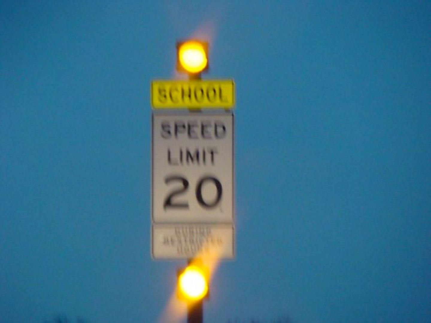 <p>20 mph.</p>