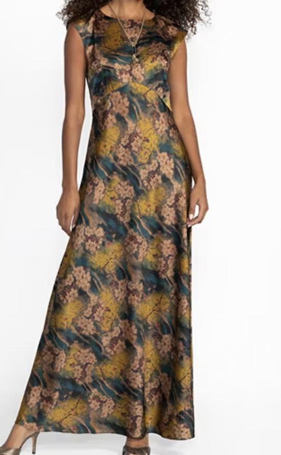 <p>Patras Dres</p>