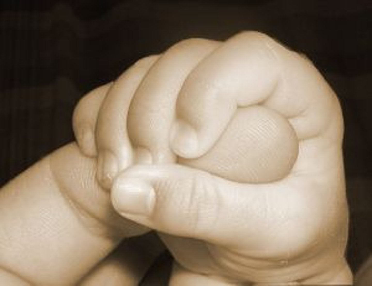 <p>- onset: birth</p><p>- integration: 5-6 months</p><p>- when a baby's palm is stroked or touched, their fingers flex and tightly close aorund the object or person touching them</p>
