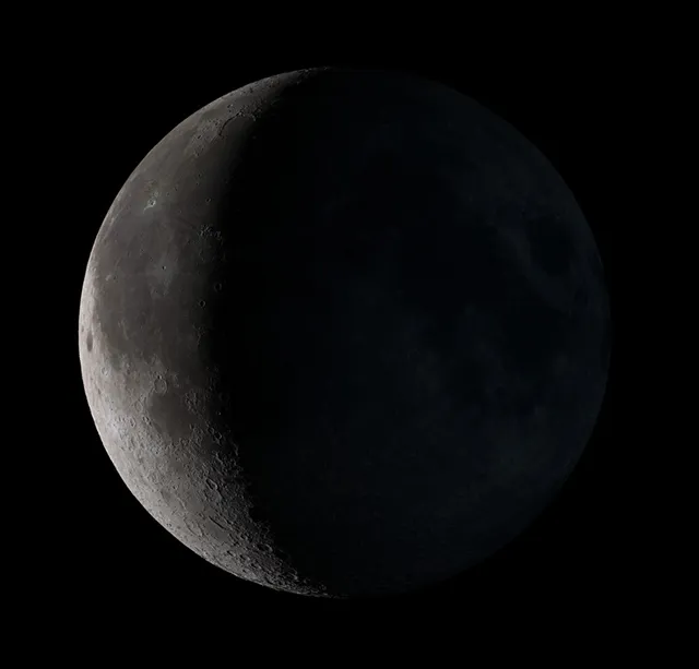 <p><span style="color: rgb(27, 27, 27)">The Moon is nearly back to the point in its orbit where its dayside directly faces the Sun, and all that we see from our perspective is a thin curve</span></p>