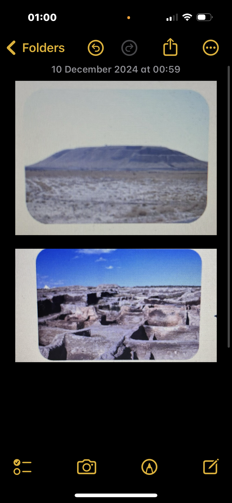 <p>Villes se stratifiant au fil du temps=>forme de collines artificielles (grèce,roumanie)</p><p>Ex catal huyuk, turquie, sans rue, communique sur les toits</p>