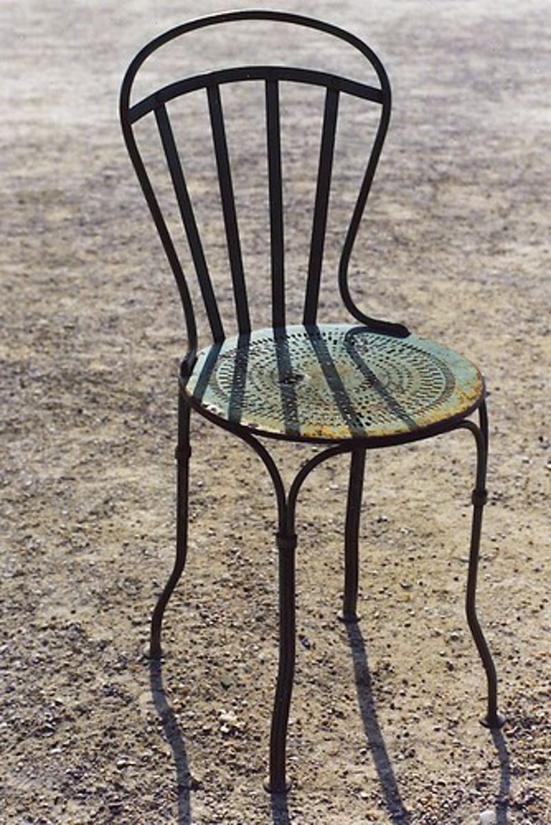 <p>a chair</p>