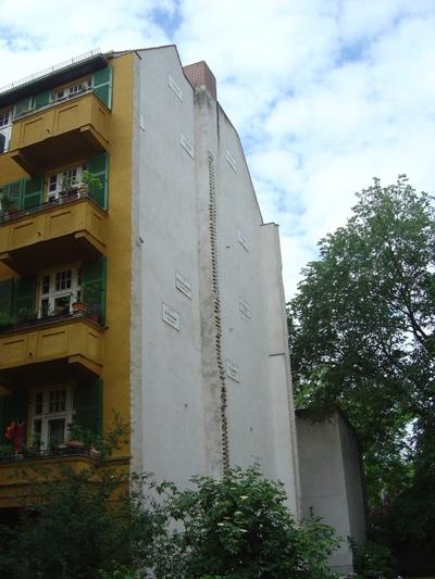 <p>The Missing House, <span>Christian Boltanski</span></p>