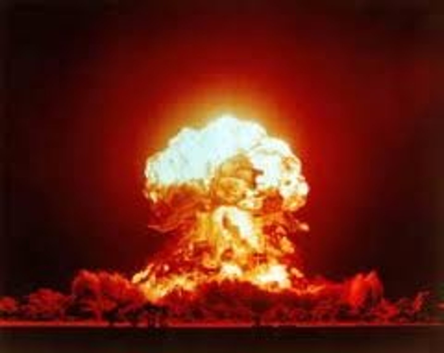 <p>City in Japan, the first to be destroyed by an atomic bomb, in 1945</p>
