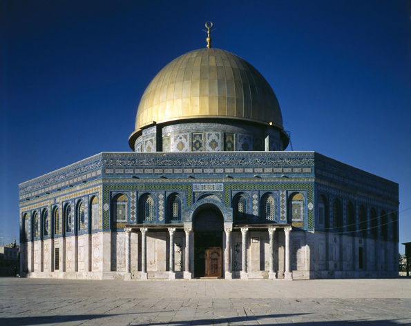 <p><strong>*Dome of the Rock, Jerusalem, completed 691, Islamic (S. 9.3-4)</strong></p>