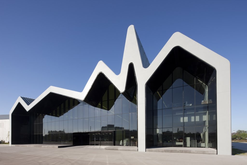 <p>The Riverside Museum, an addition to the Glasgow Museum of Transport in Scotland, cuts a striking figure with its zigzagging zinc-clad roof.</p>