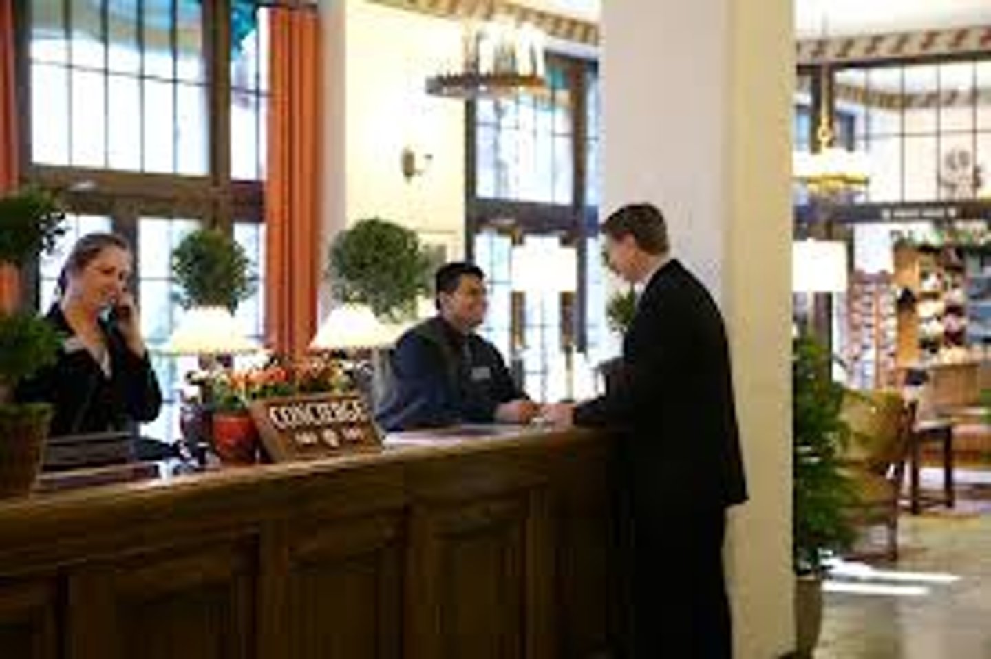 <p>concierge</p>