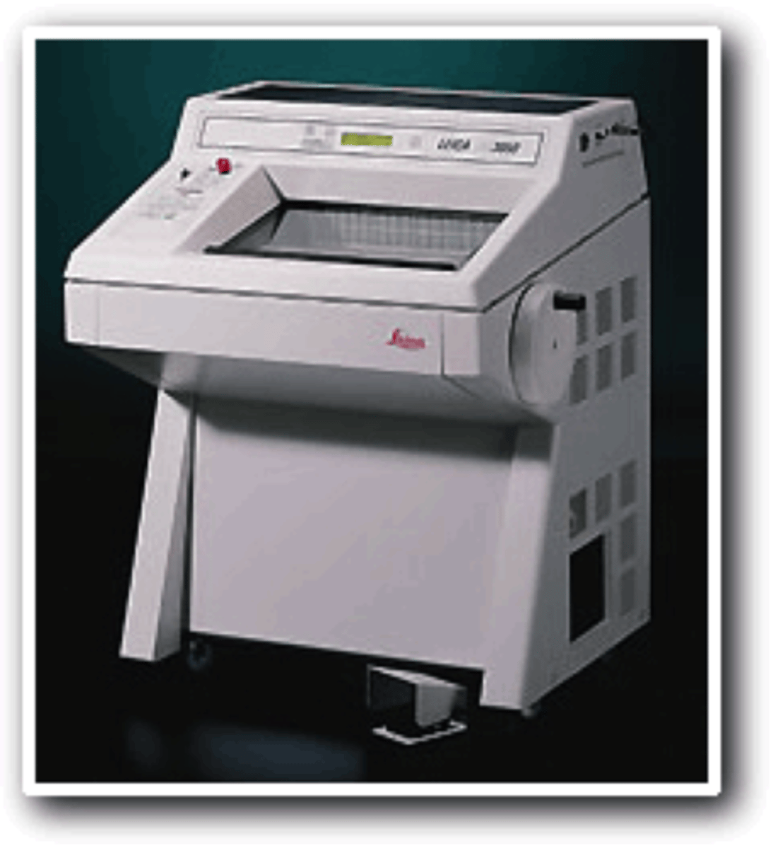 <p>Identify this microtome.</p>